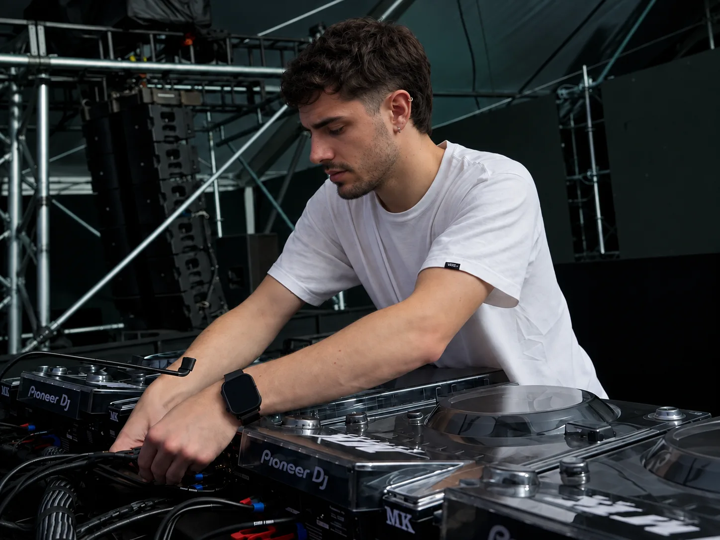 Asistencia técnica y backline DJ